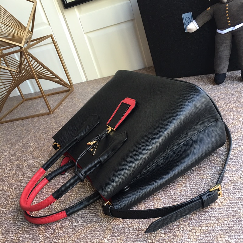 Pra*a top handle bags